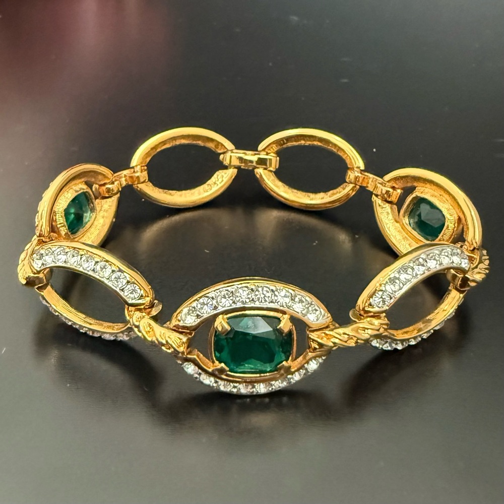 Vintage SWAROVSKI Swan Signed Emerald Green Gold-tone Link Chain Bracelet 24.4g.